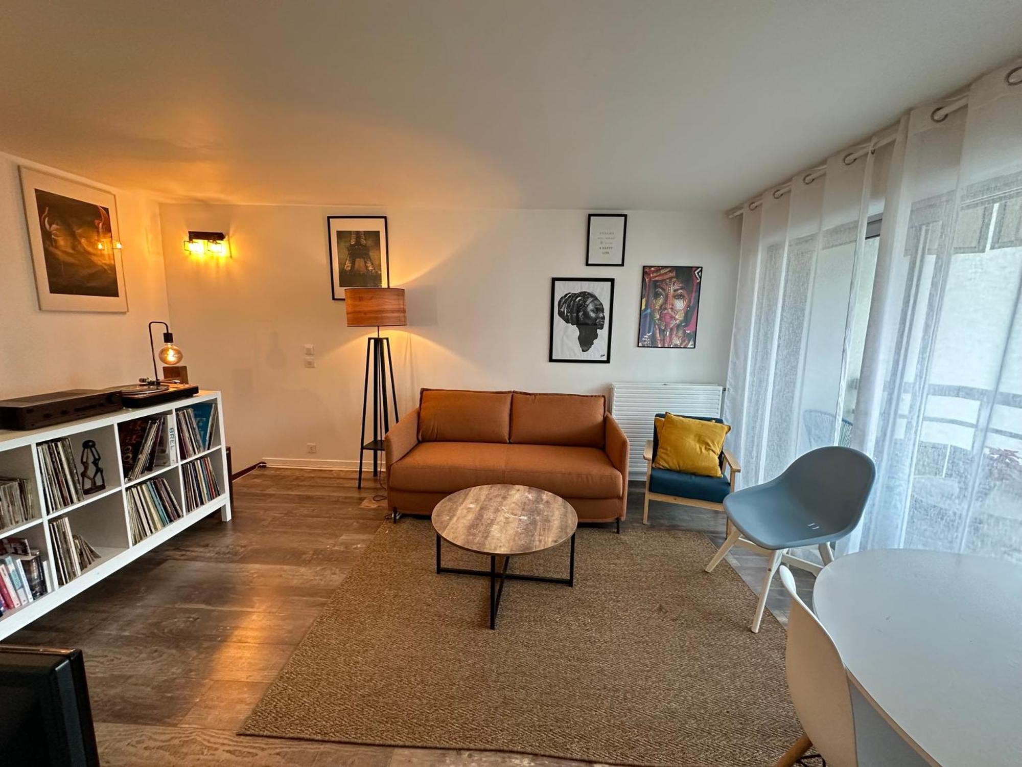 Cosy Duplex Avec Parking A Paris 19 By Immo Kit Bnb Zewnętrze zdjęcie